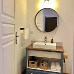 Aux Deux Lys 3*