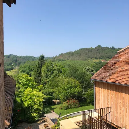 Aux Deux Lys Plazac