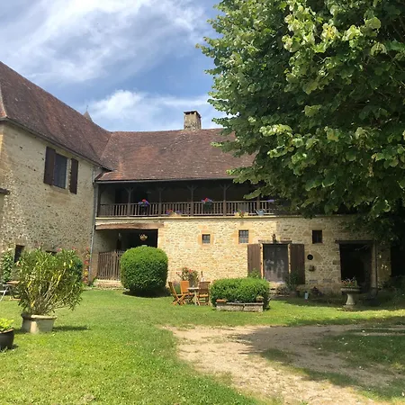 Panzió Aux Deux Lys Plazac