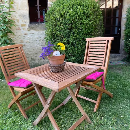 Aux Deux Lys Panzió 3*