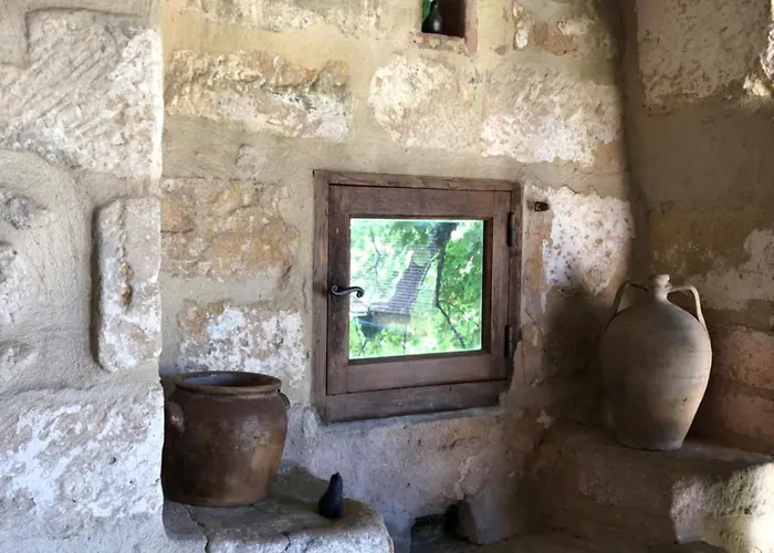 Aux Deux Lys 3*